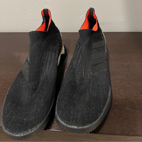 Adidas - Picture 1 of 3